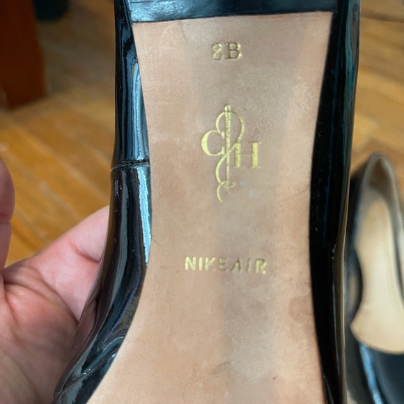 Cole Haan patent leather Nike sole. Size 8B - Picture 3 of 6